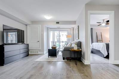 481 Rupert Avenue • #226 • Whitchurch-Stouffville, ON photo 3
