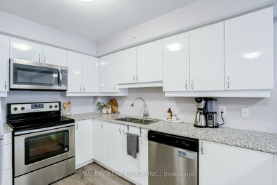 481 Rupert Avenue • #226 • Whitchurch-Stouffville, ON photo 9