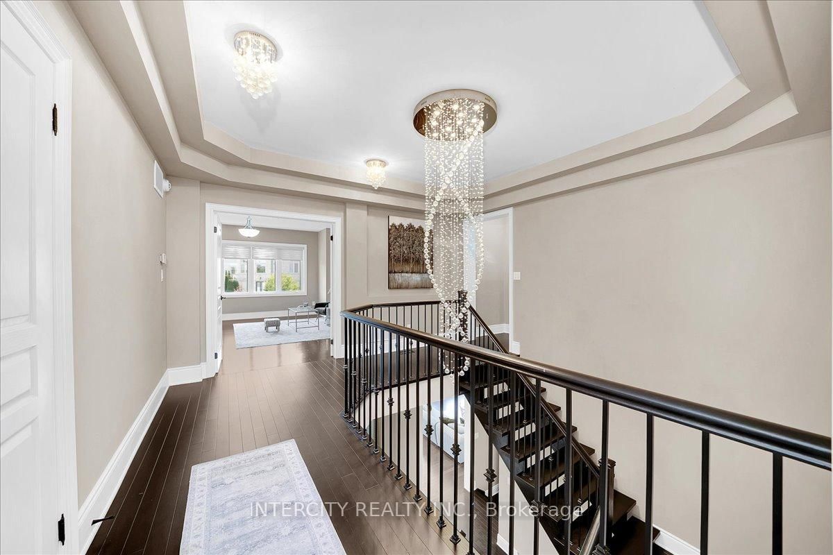 233 Carisbrooke Circle • Aurora, ON photo 27