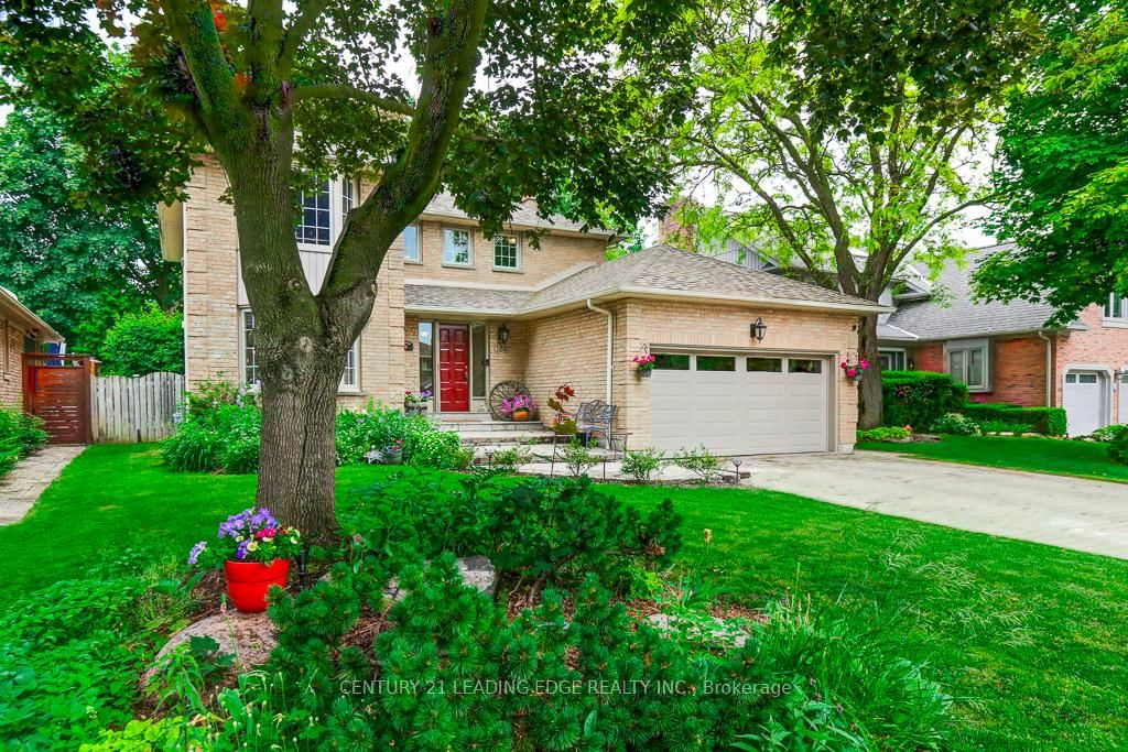 128 Reeve Drive • Markham, ON photo 3