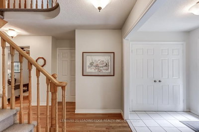 128 Reeve Drive • Markham, ON photo 6