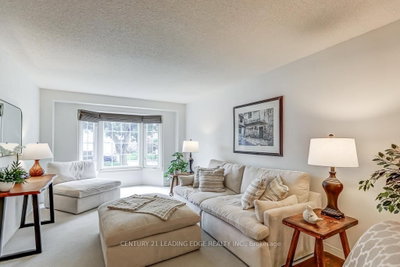 128 Reeve Drive • Markham, ON photo 8