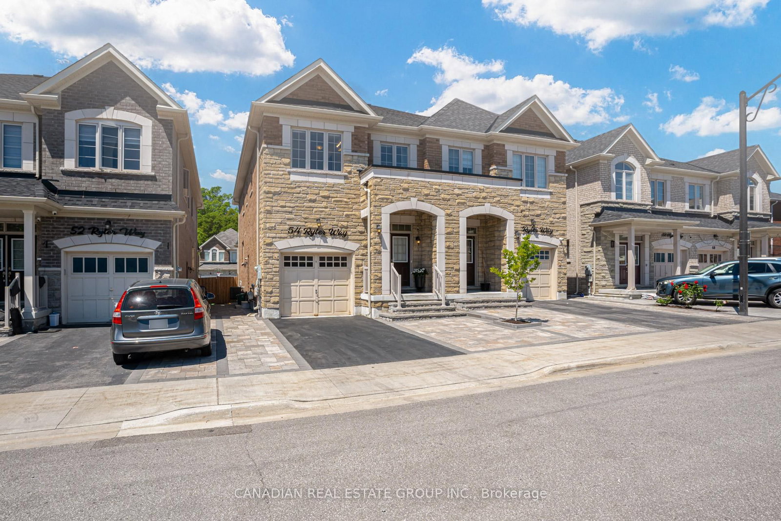 54 Ryler Way • Markham, ON photo 2