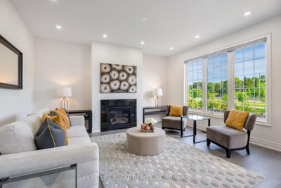 58 Tesla Crescent • East Gwillimbury, ON photo 7