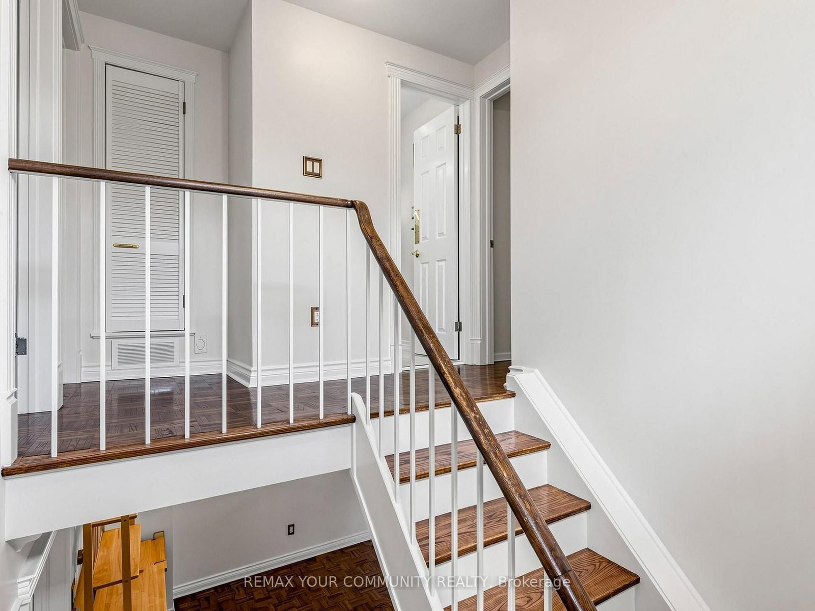 75 St. Andrews Court • Aurora, ON photo 20
