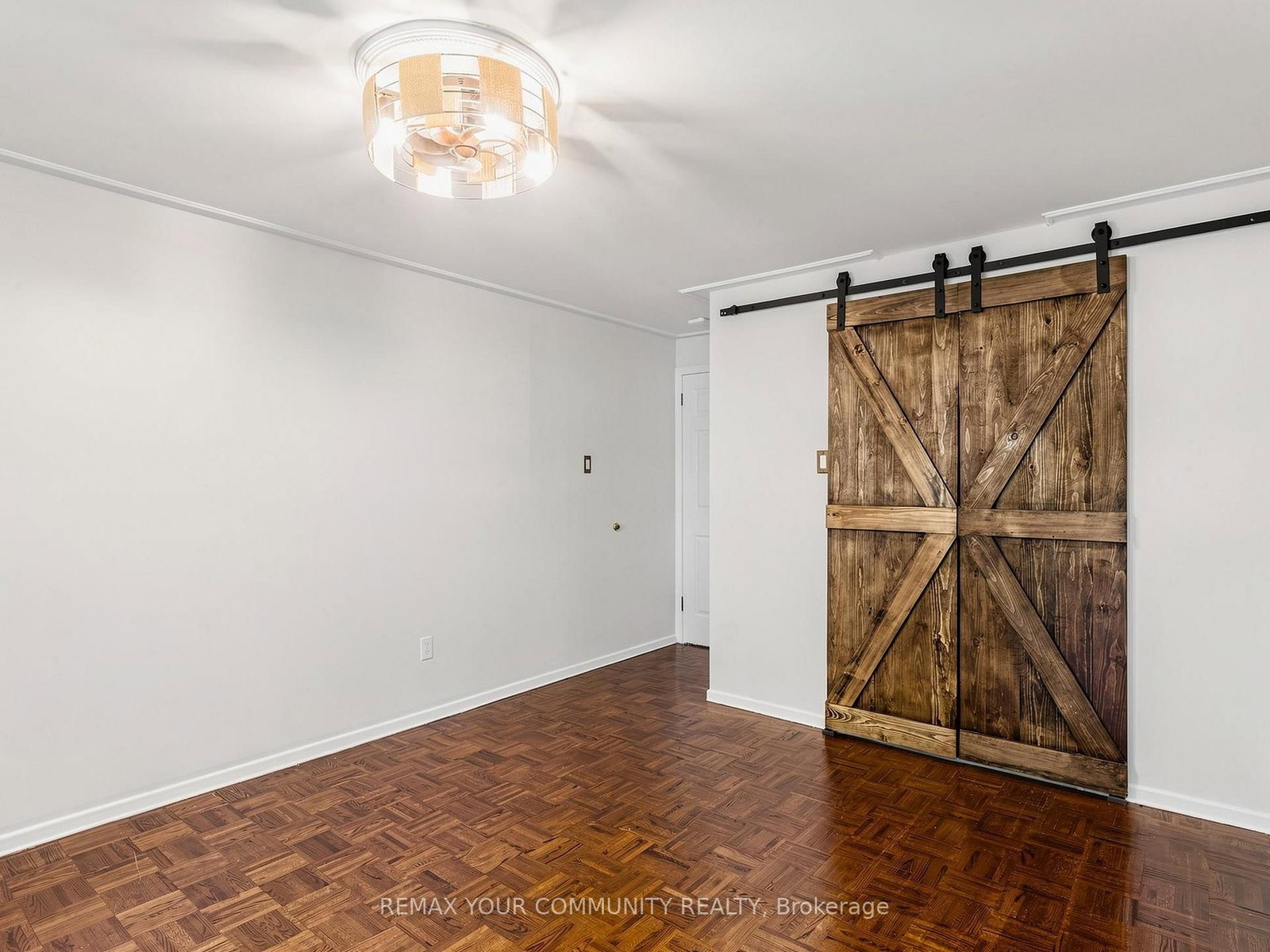 75 St. Andrews Court • Aurora, ON photo 32