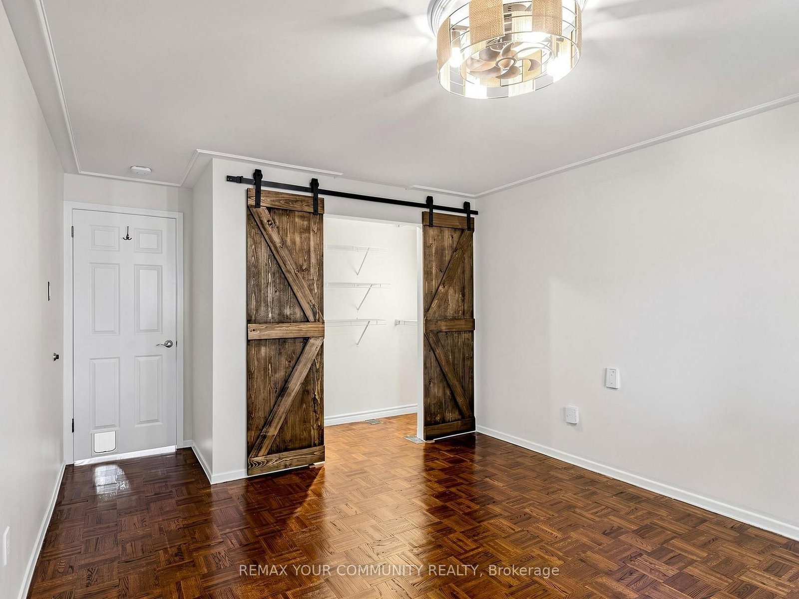 75 St. Andrews Court • Aurora, ON photo 33