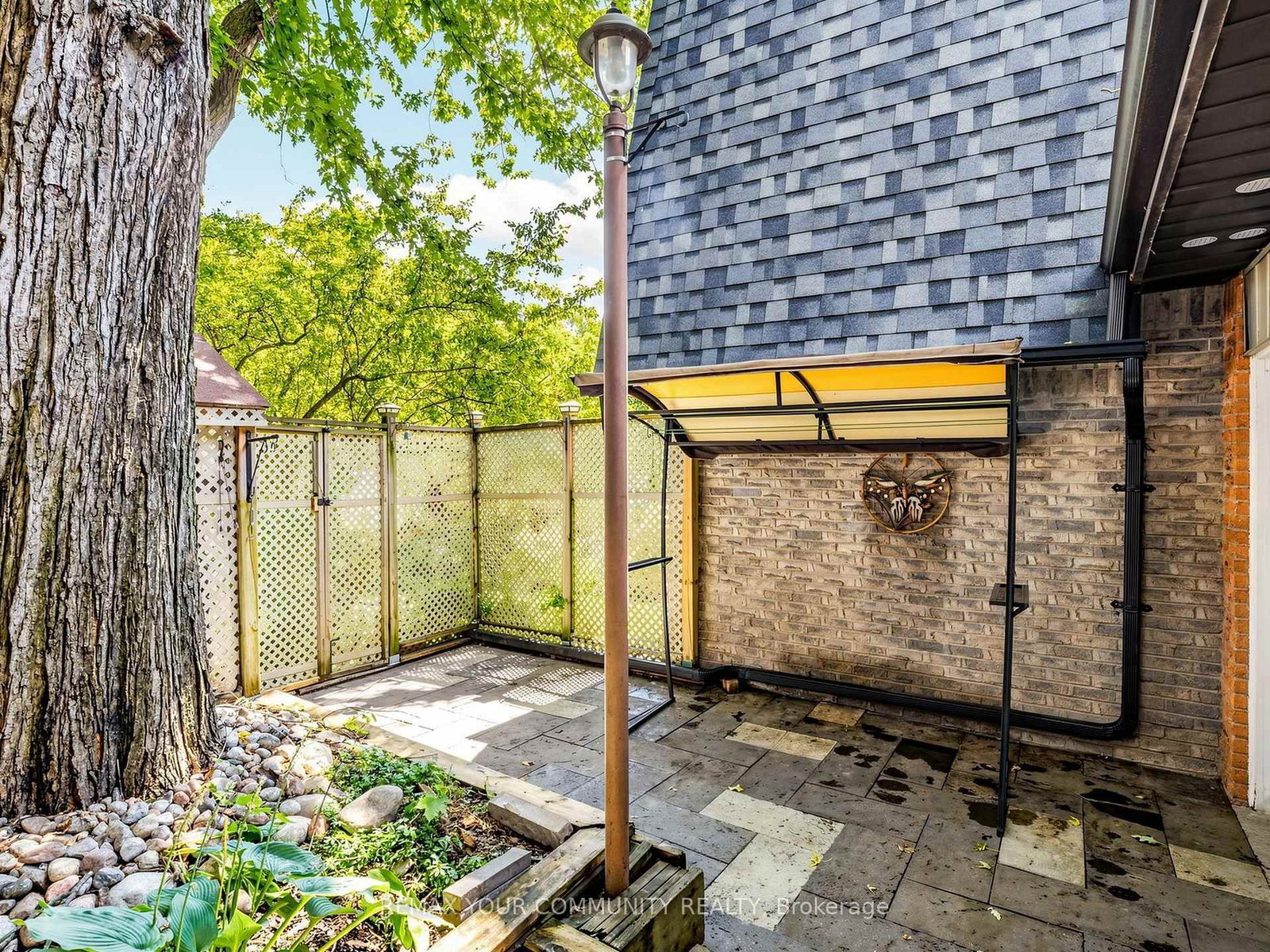 75 St. Andrews Court • Aurora, ON photo 44