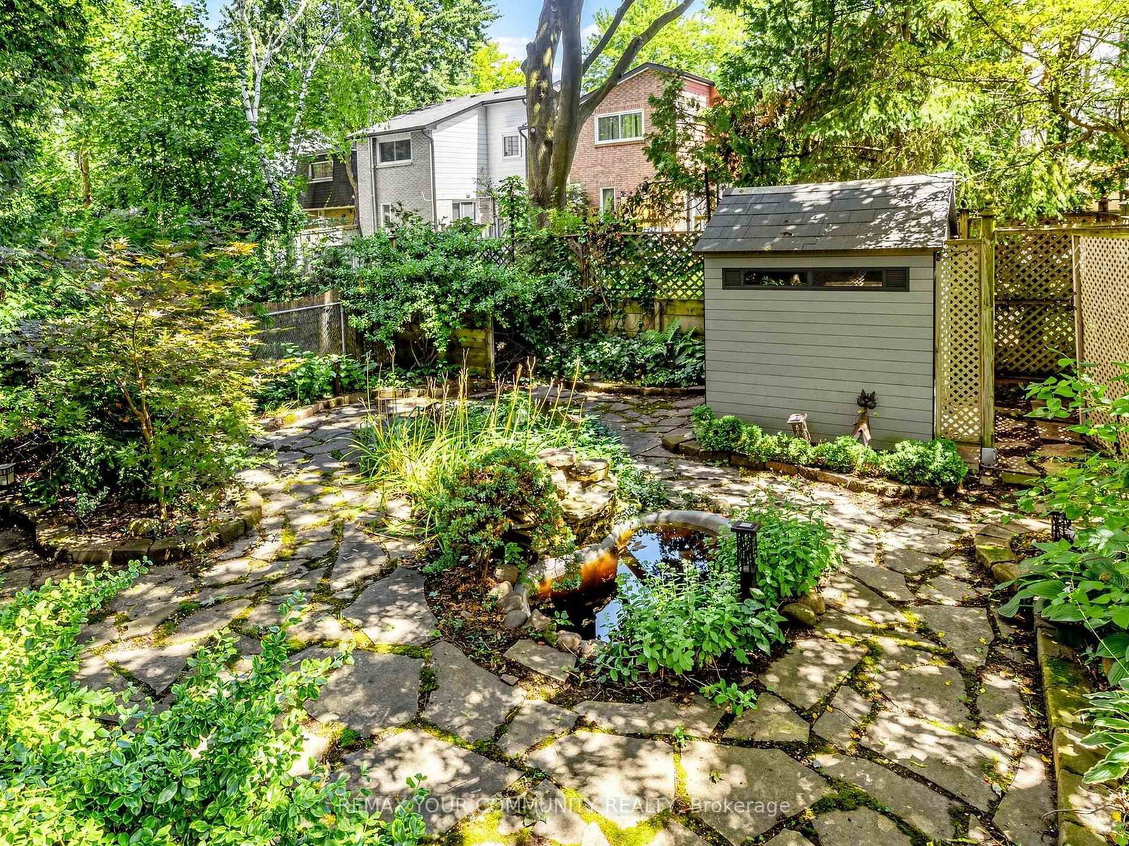 75 St. Andrews Court • Aurora, ON photo 46