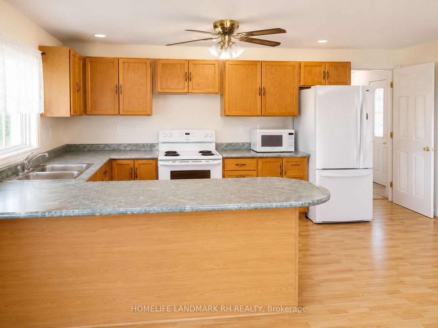 19452 Holland Landing Road • East Gwillimbury, ON photo 11