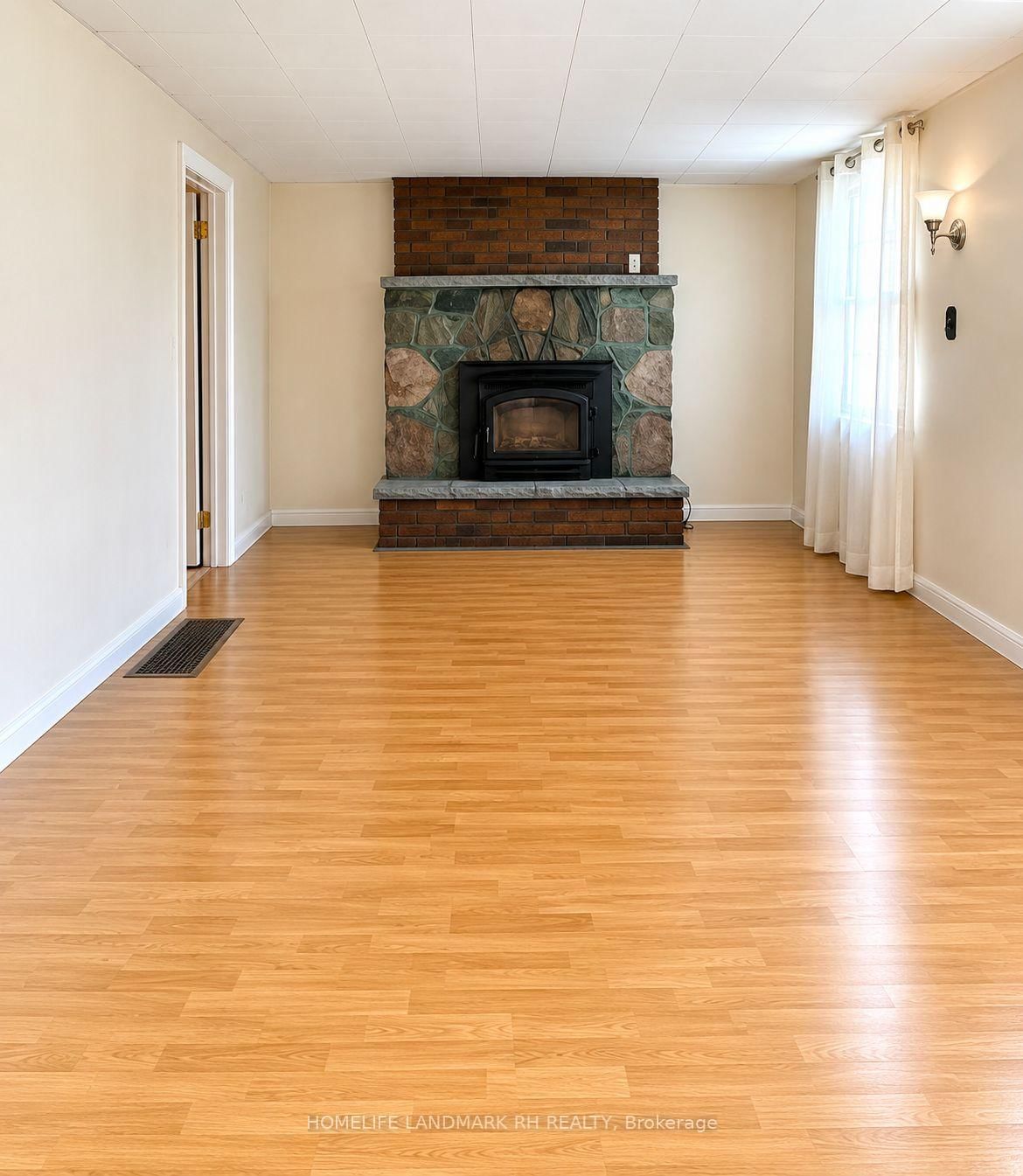 19452 Holland Landing Road • East Gwillimbury, ON photo 12