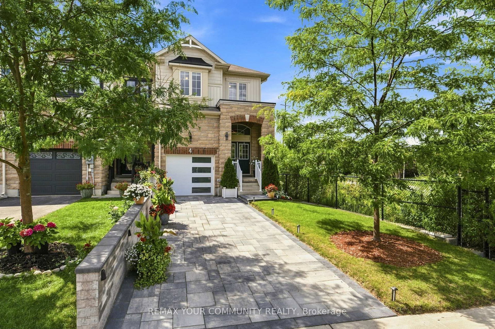 4 Greenwood Drive • Essa, ON photo 1