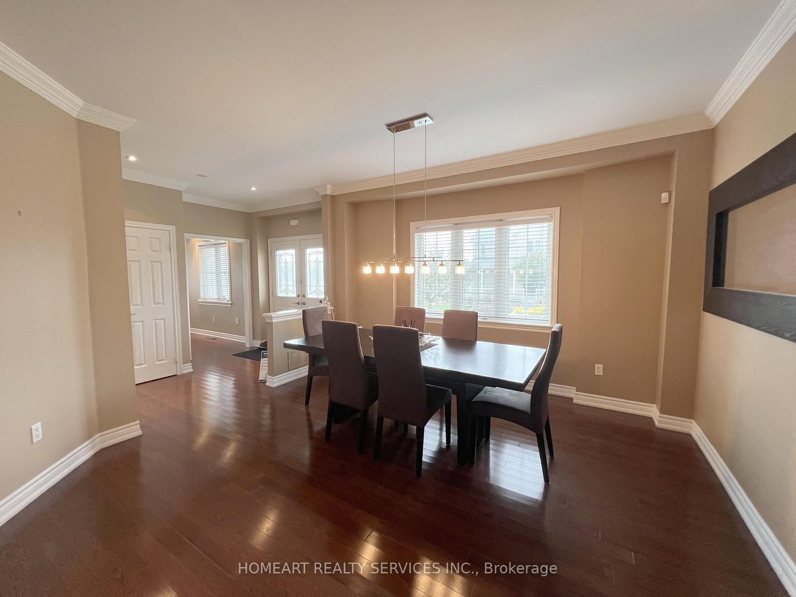 596 Vellore Park Avenue N • Vaughan, ON photo 9