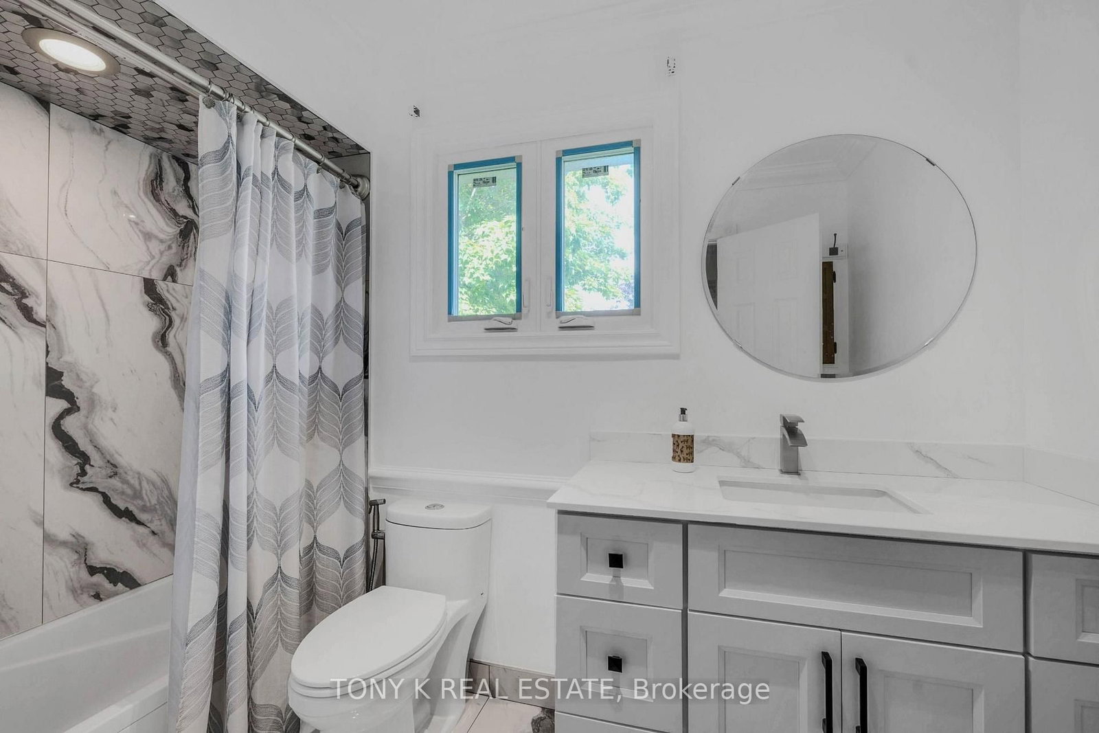 515 London Road • Newmarket, ON photo 20