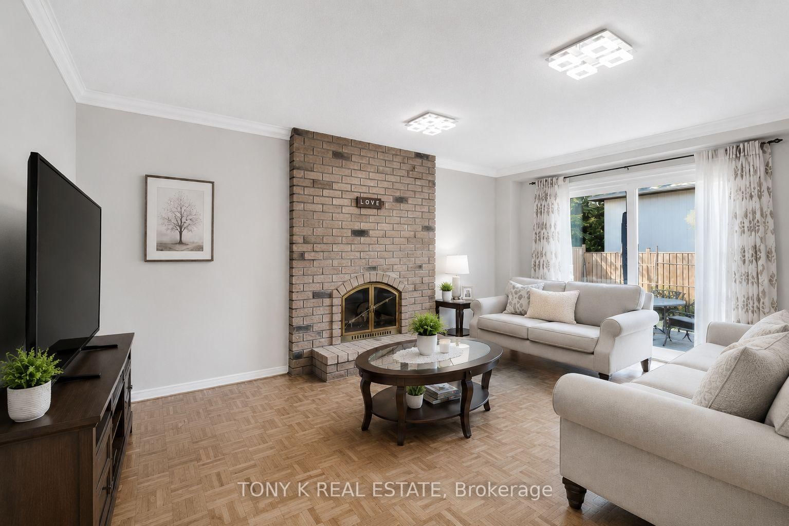 515 London Road • Newmarket, ON photo 6