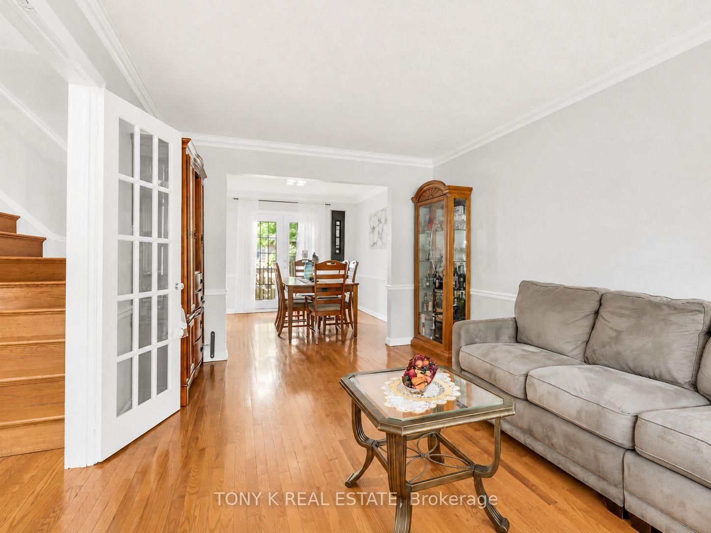 515 London Road • Newmarket, ON photo 9