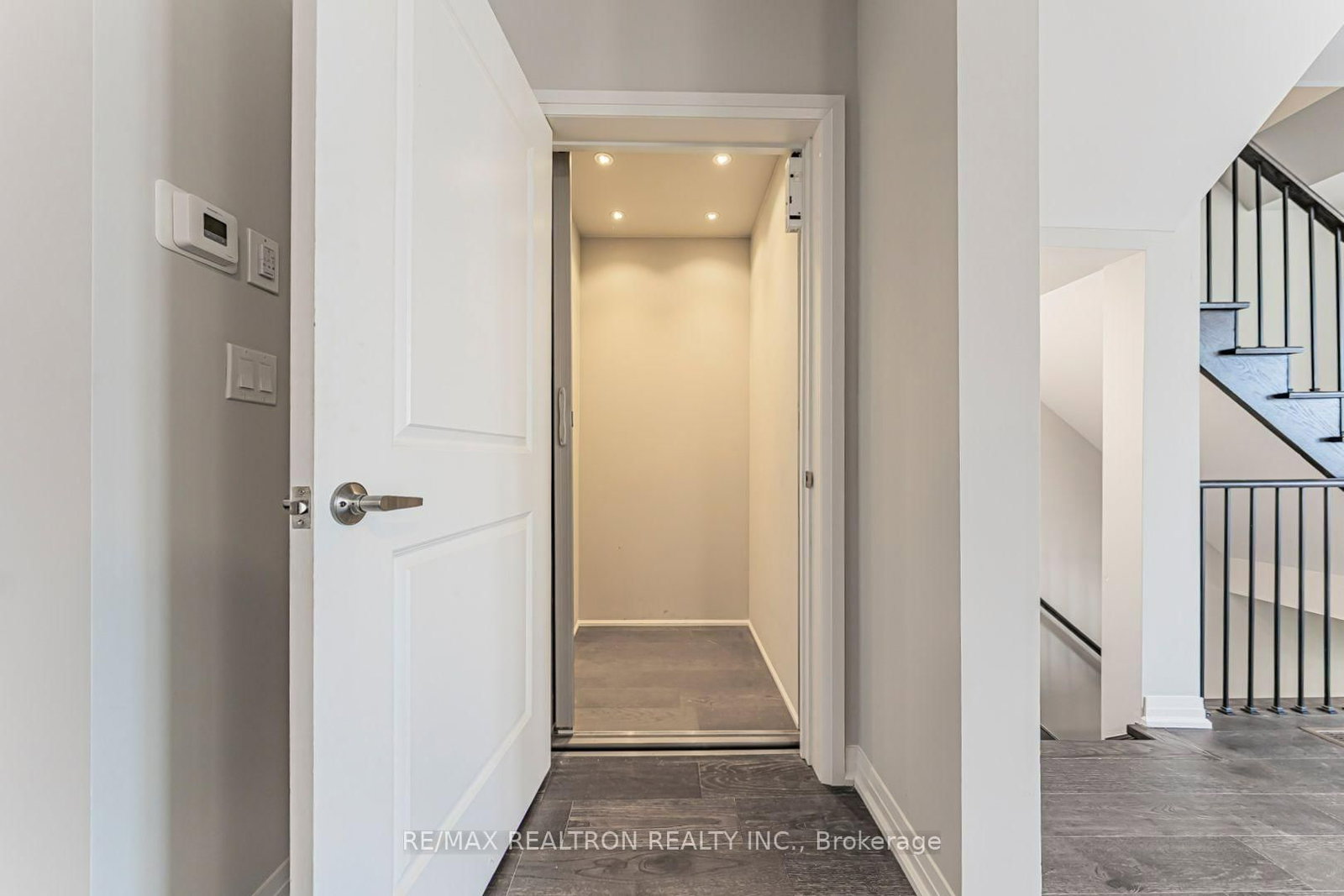 260 Eagle Street • #22 • Newmarket, ON photo 14