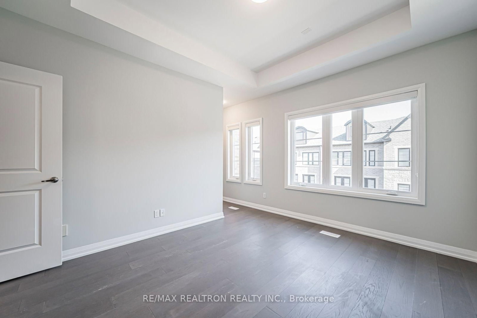 260 Eagle Street • #22 • Newmarket, ON photo 47