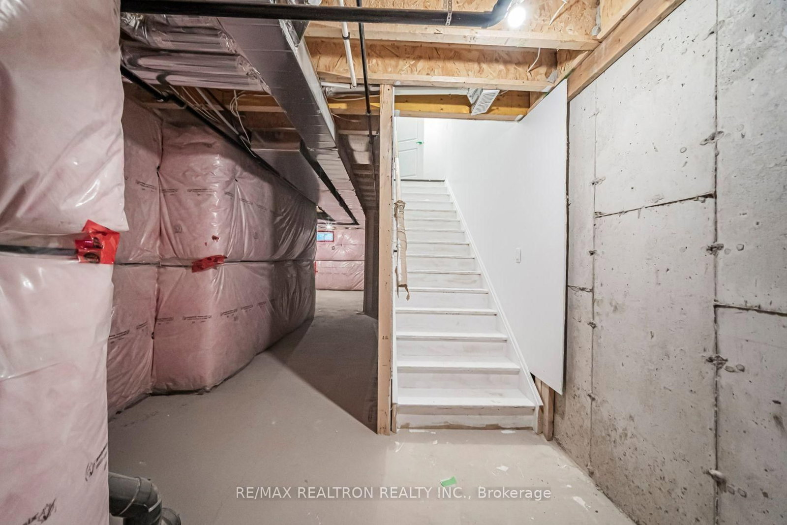 260 Eagle Street • #22 • Newmarket, ON photo 49