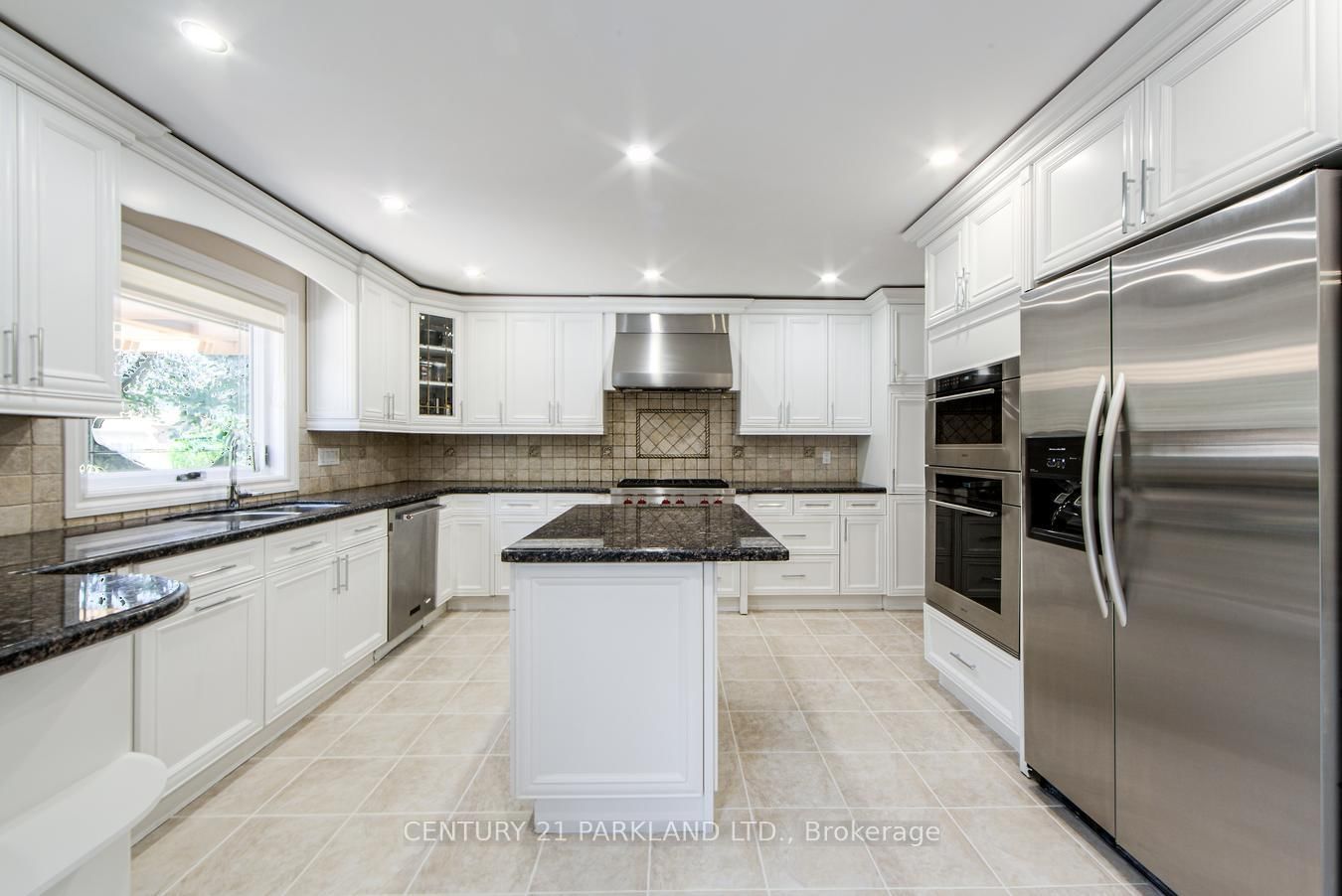 112 Strathearn Avenue • Richmond Hill, ON photo 10