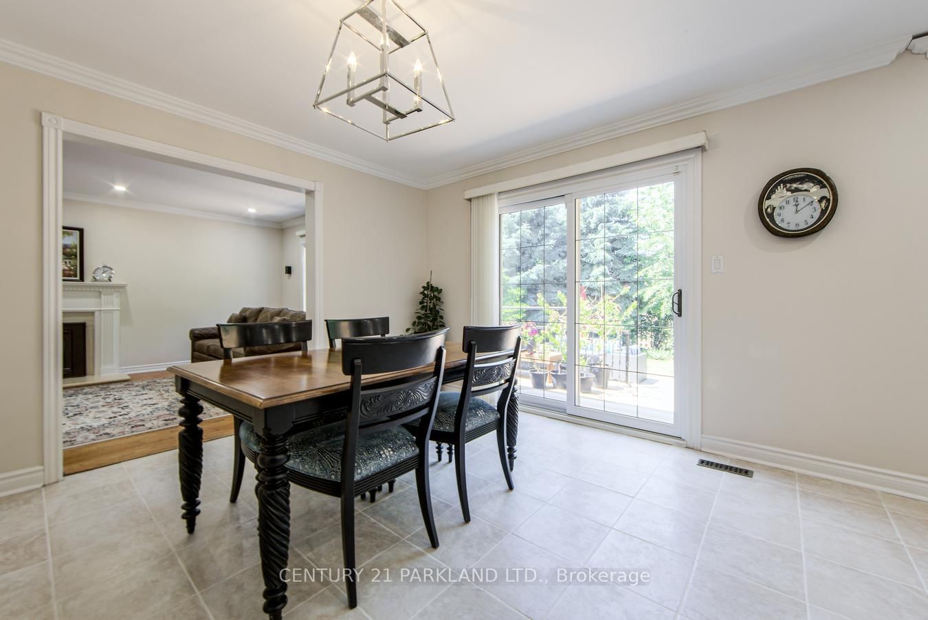 112 Strathearn Avenue • Richmond Hill, ON photo 12