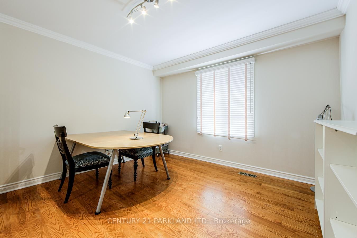 112 Strathearn Avenue • Richmond Hill, ON photo 17