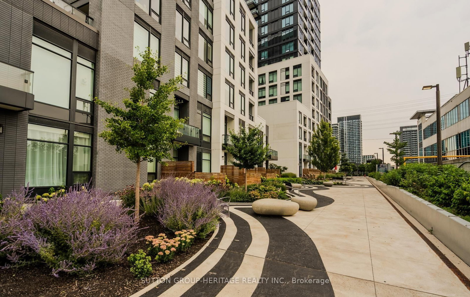 3 Rosewater Street • #1509W • Richmond Hill, ON photo 34