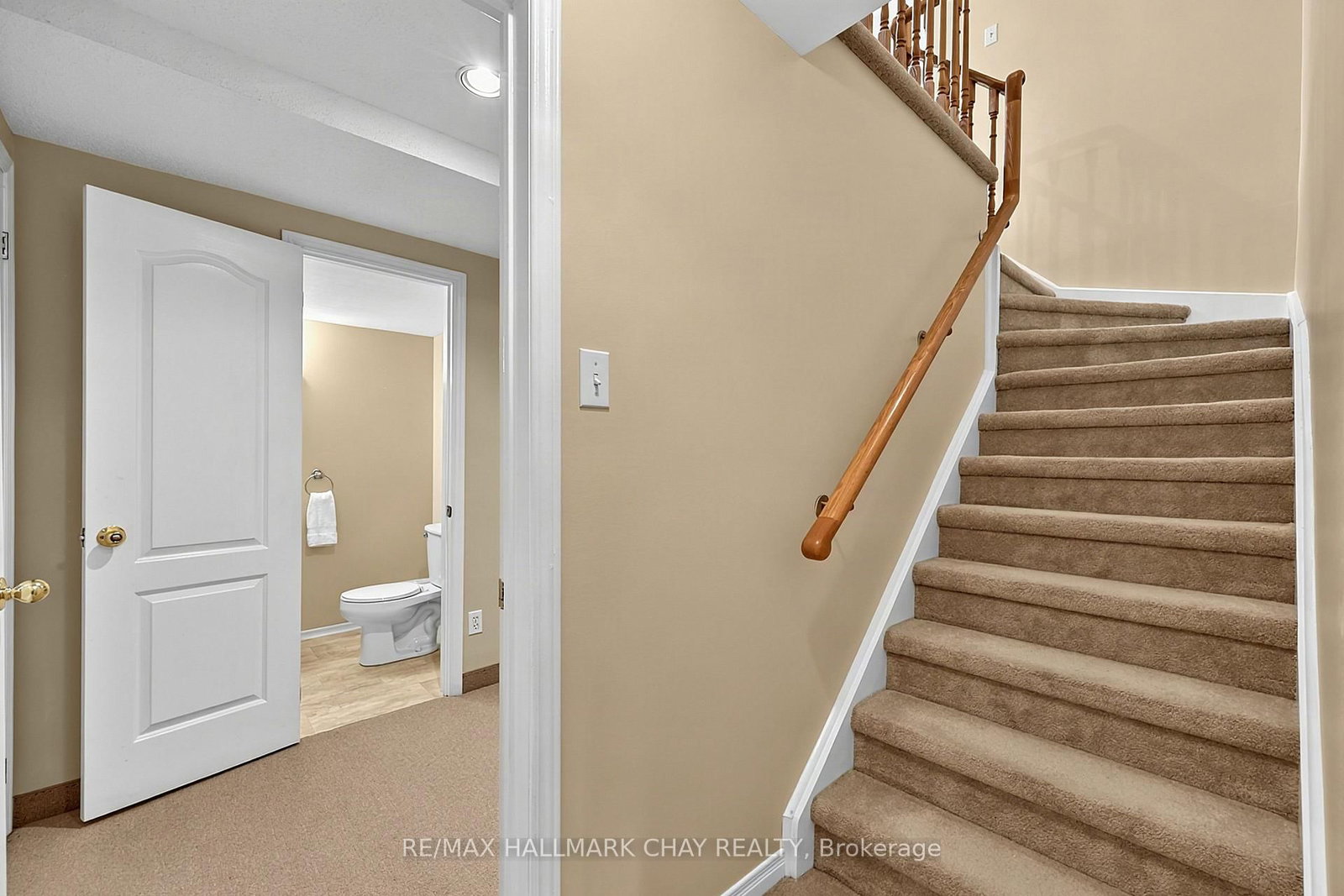207 Melbourne Drive • Bradford West Gwillimbury, ON photo 23