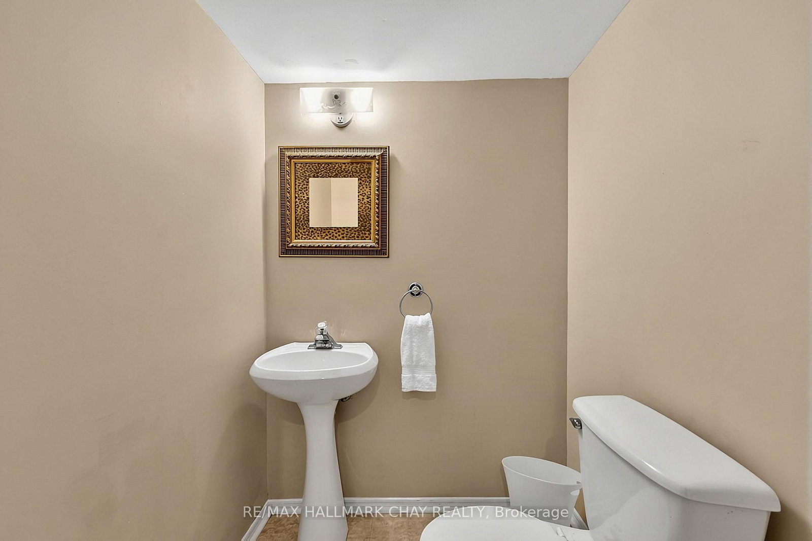 207 Melbourne Drive • Bradford West Gwillimbury, ON photo 31