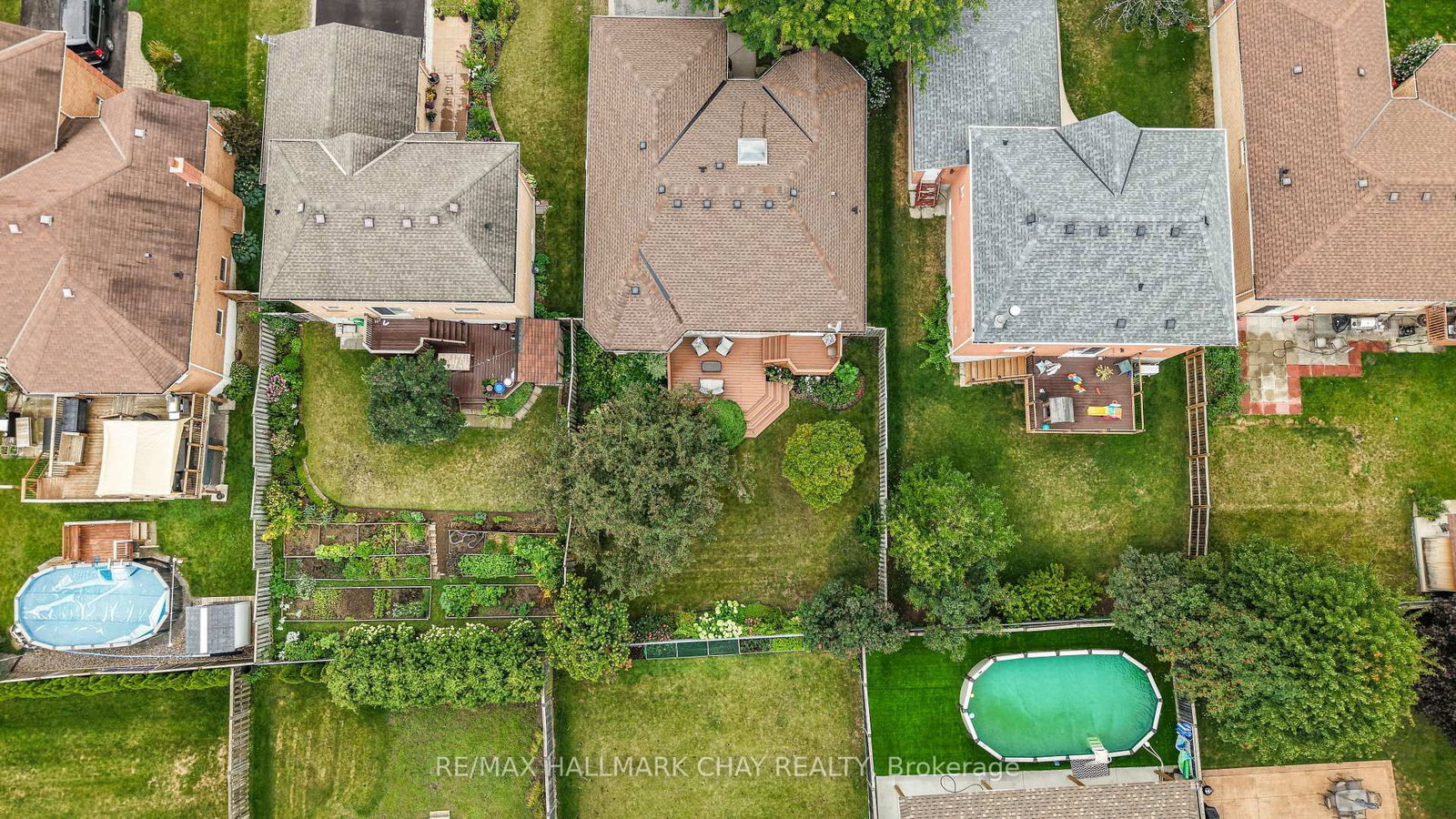 207 Melbourne Drive • Bradford West Gwillimbury, ON photo 38