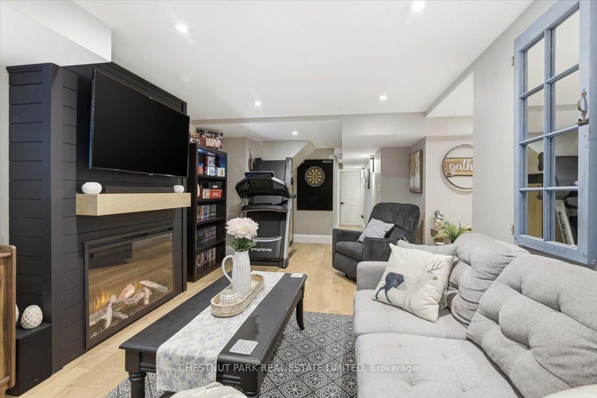 21 Gord Matthews Way • Uxbridge, ON photo 33
