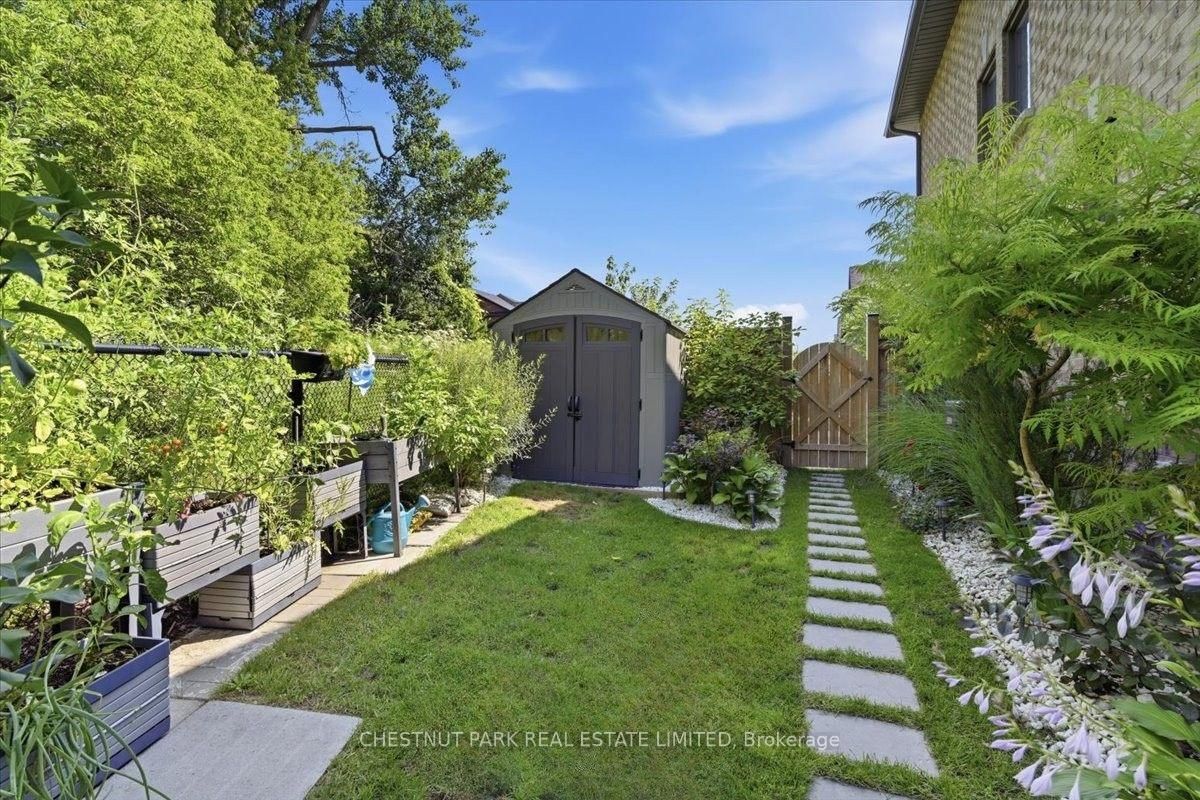 21 Gord Matthews Way • Uxbridge, ON photo 43
