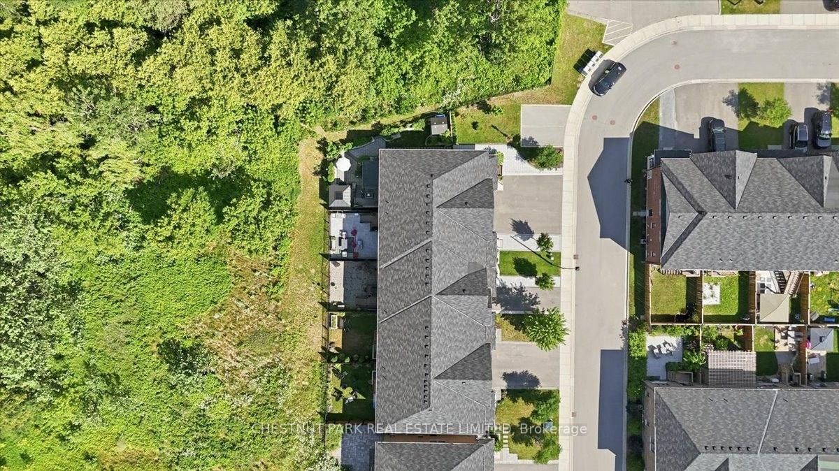 21 Gord Matthews Way • Uxbridge, ON photo 47