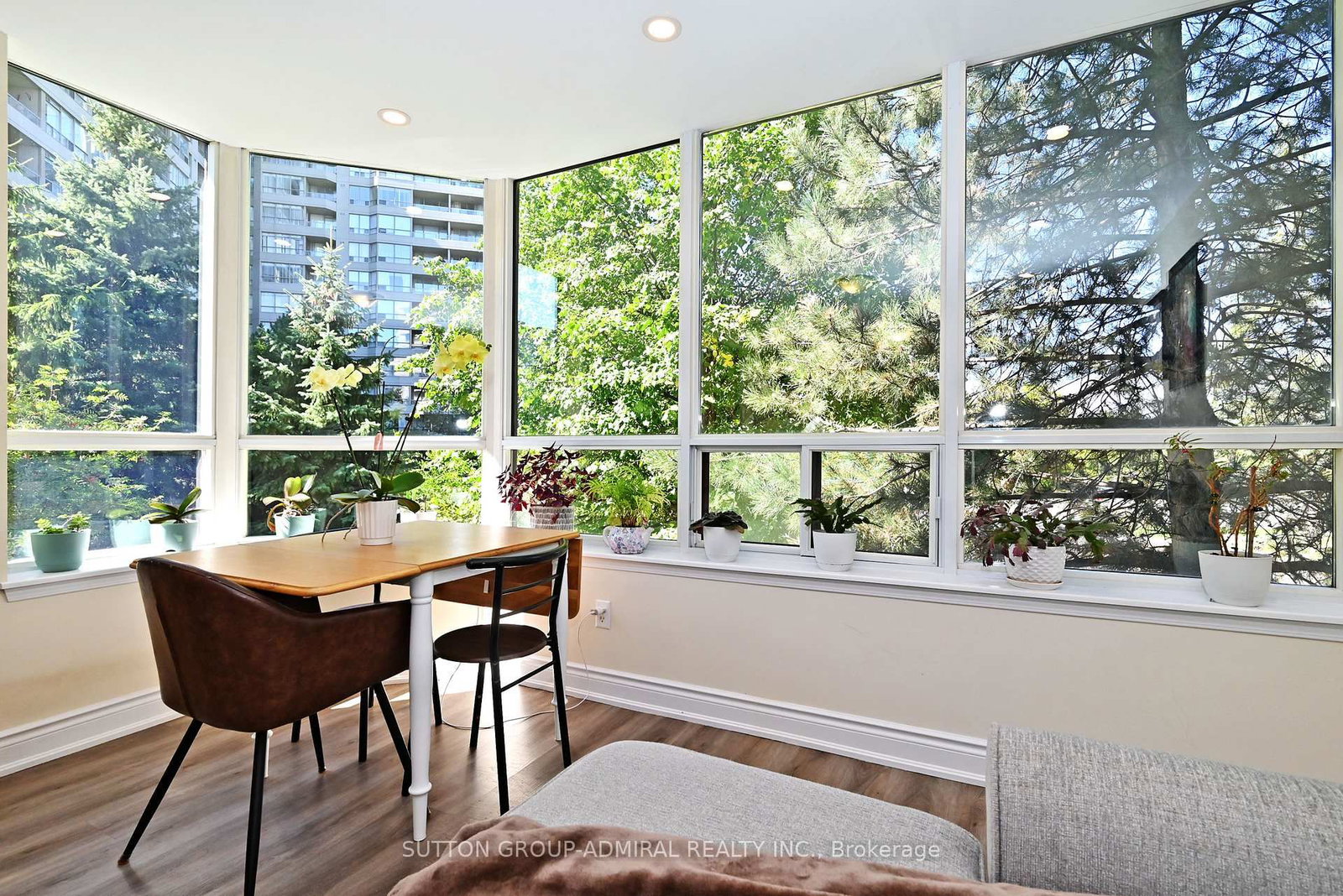 91 Townsgate Drive • #203 • Vaughan, ON photo 10