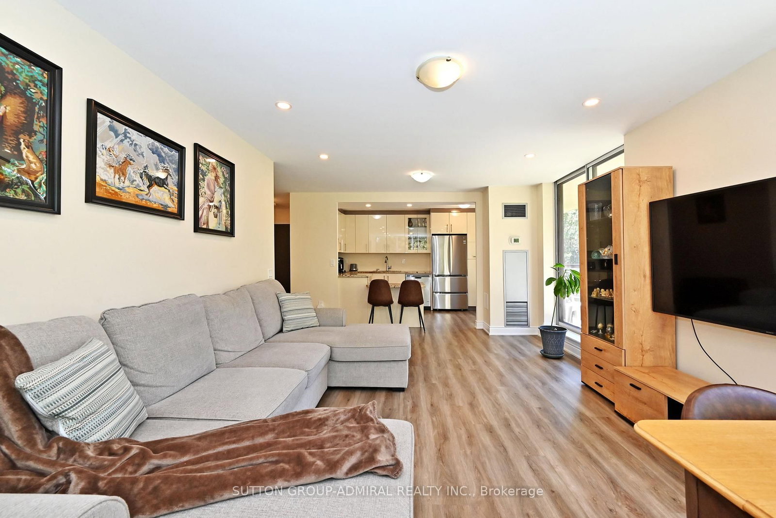 91 Townsgate Drive • #203 • Vaughan, ON photo 13