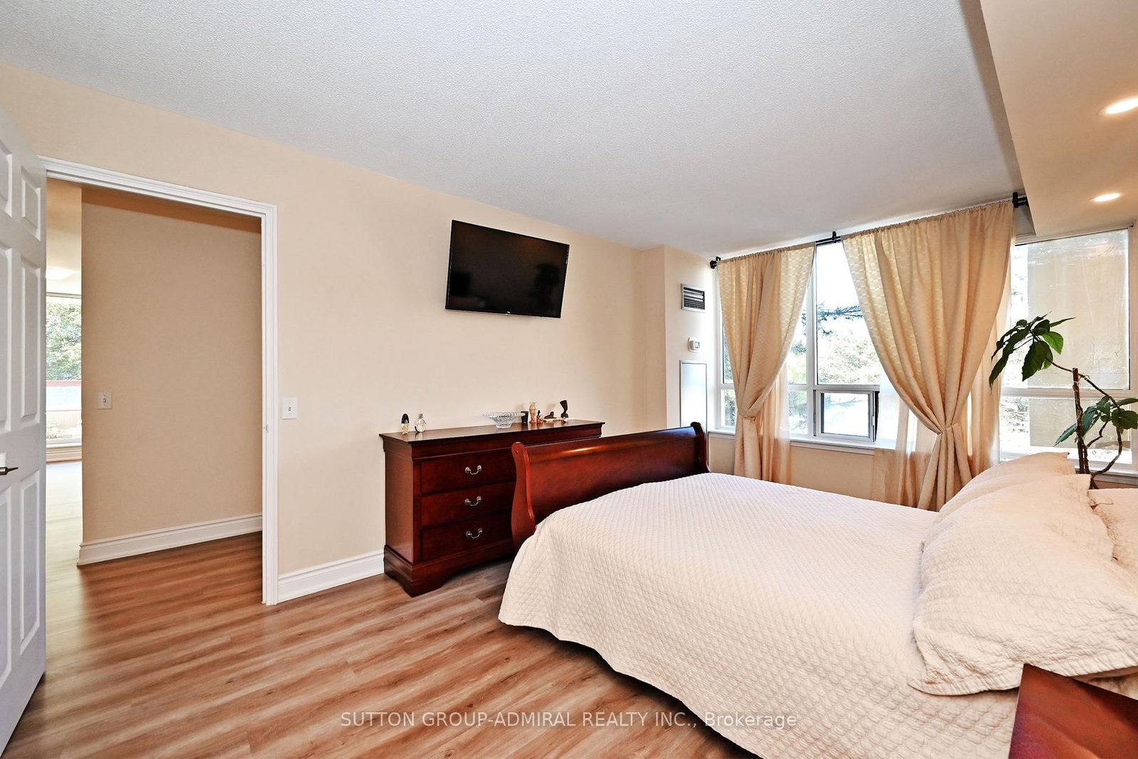 91 Townsgate Drive • #203 • Vaughan, ON photo 26