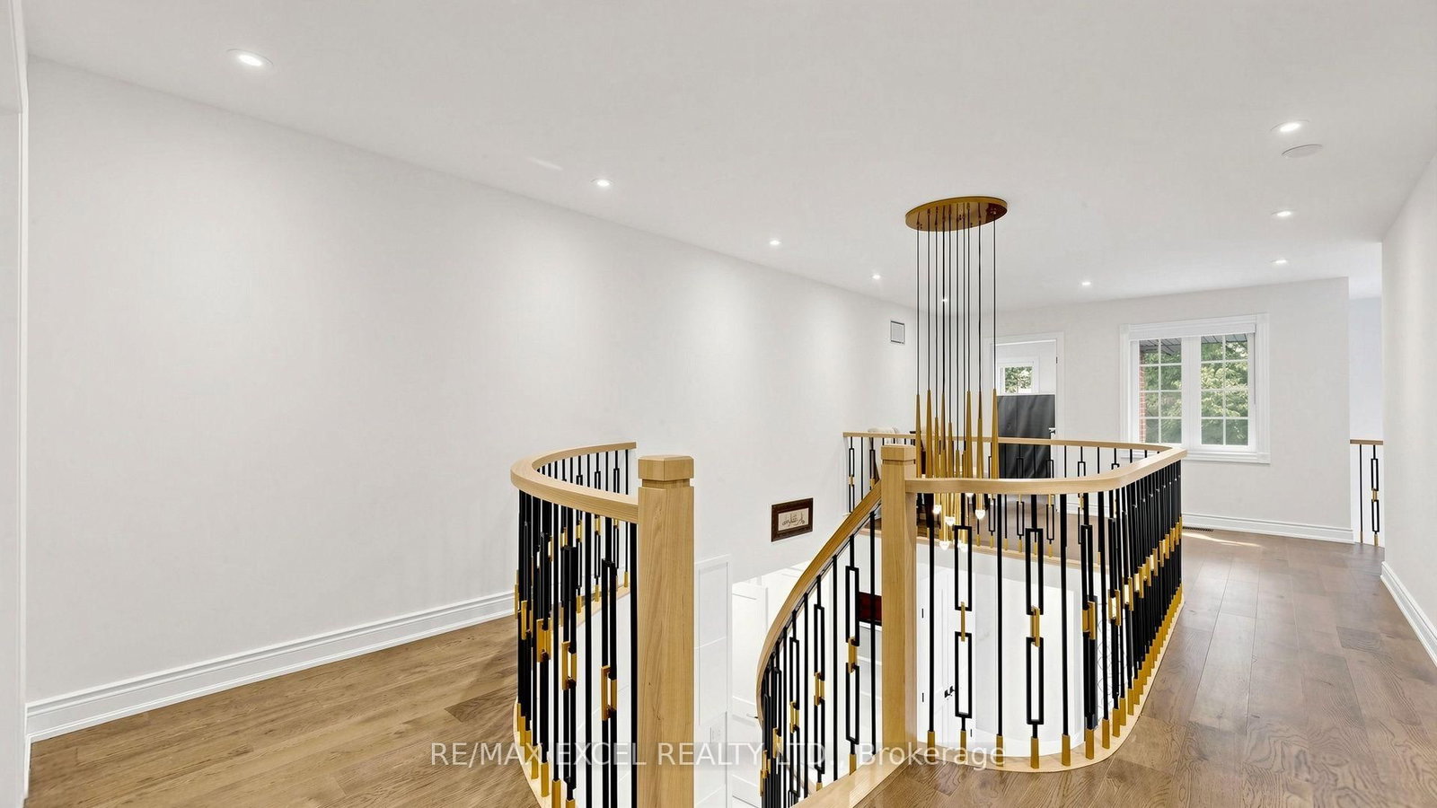 2B Trinity Crescent • Richmond Hill, ON photo 28