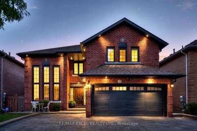 2B Trinity Crescent • Richmond Hill, ON photo 3