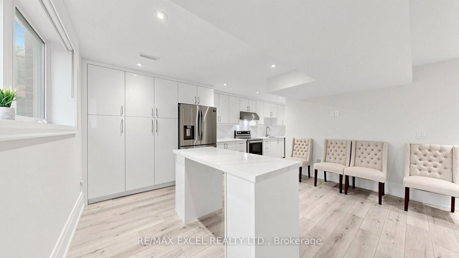 2B Trinity Crescent • Richmond Hill, ON photo 39