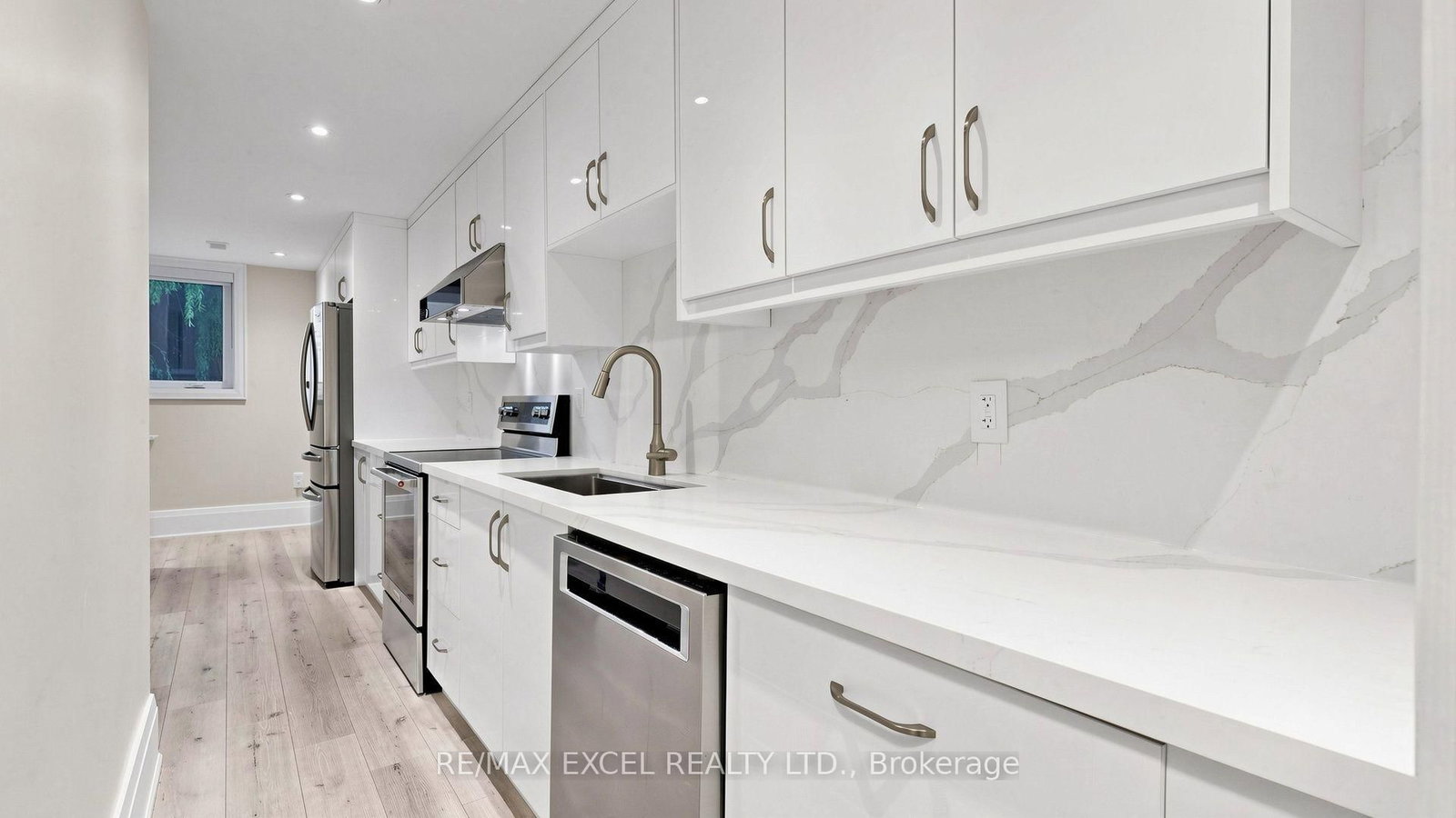 2B Trinity Crescent • Richmond Hill, ON photo 42
