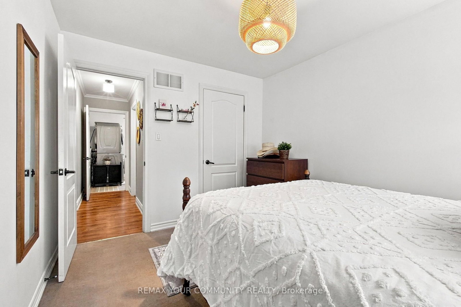 19 De Geer Street • Georgina, ON photo 22