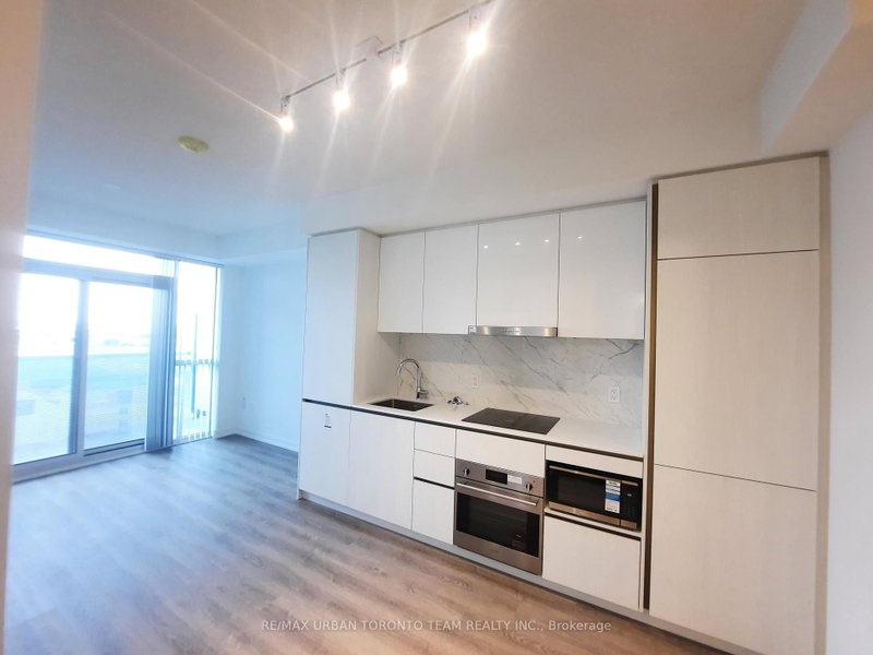 1108 - 8 Interchange Way