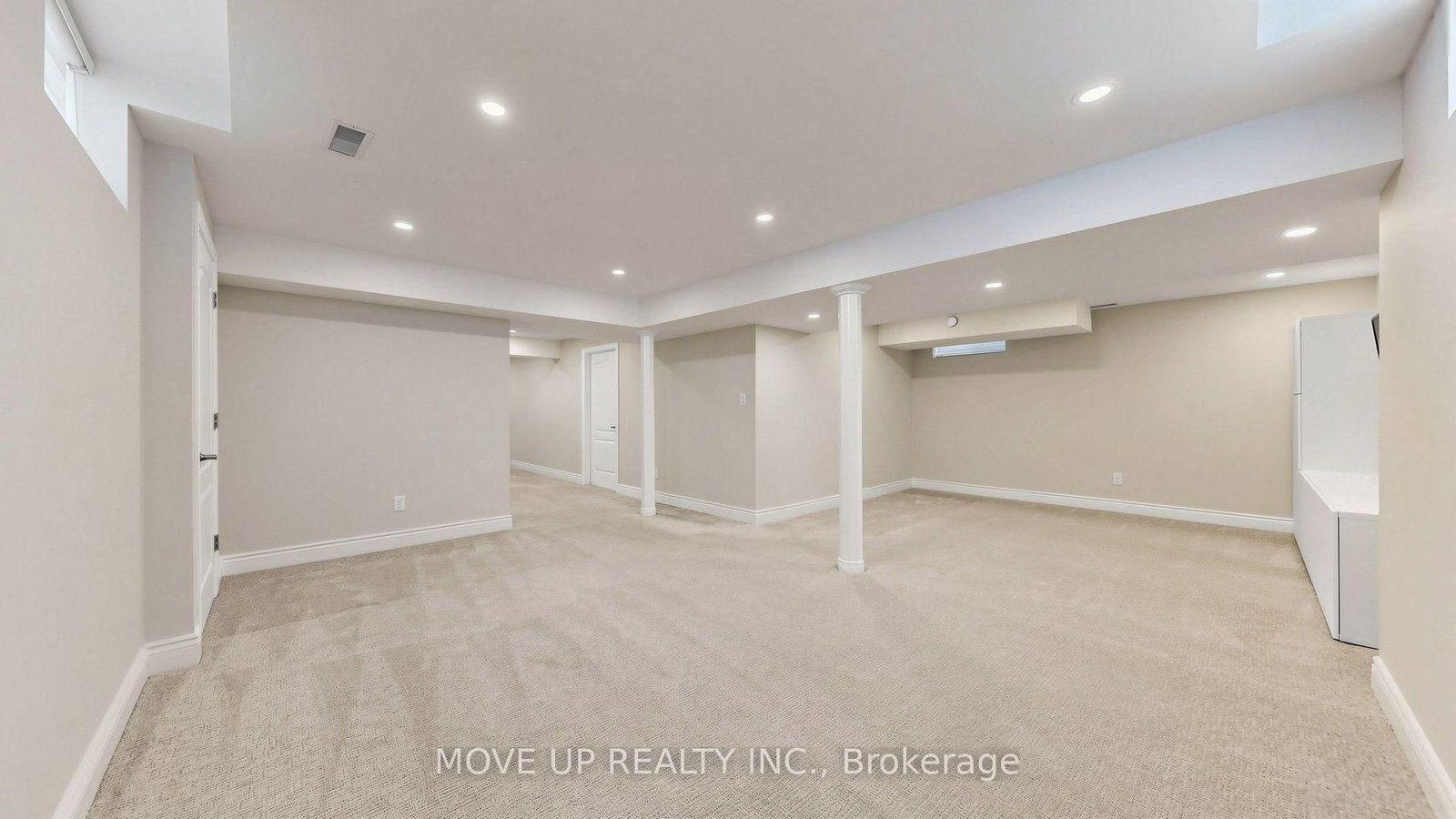 35 Lauderdale Drive • Vaughan, ON photo 39