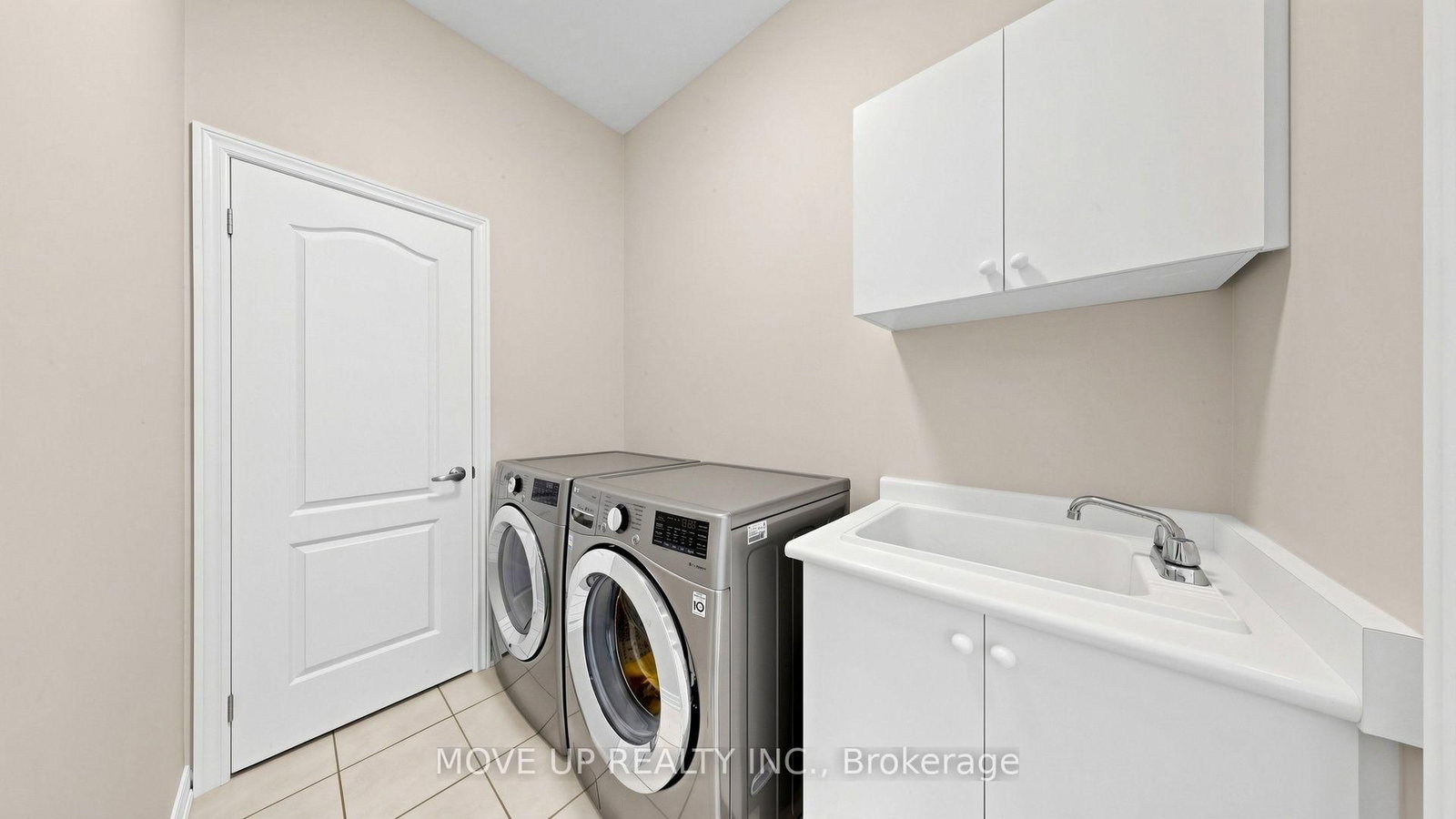 35 Lauderdale Drive • Vaughan, ON photo 43