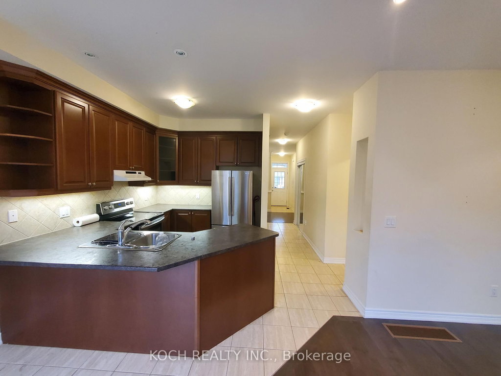 38 Thistle Avenue 2