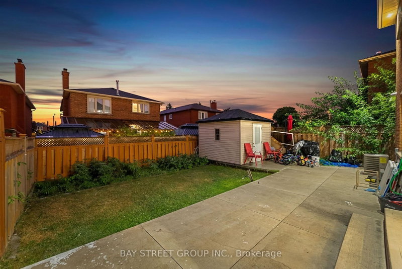 34 Lamp Crescent