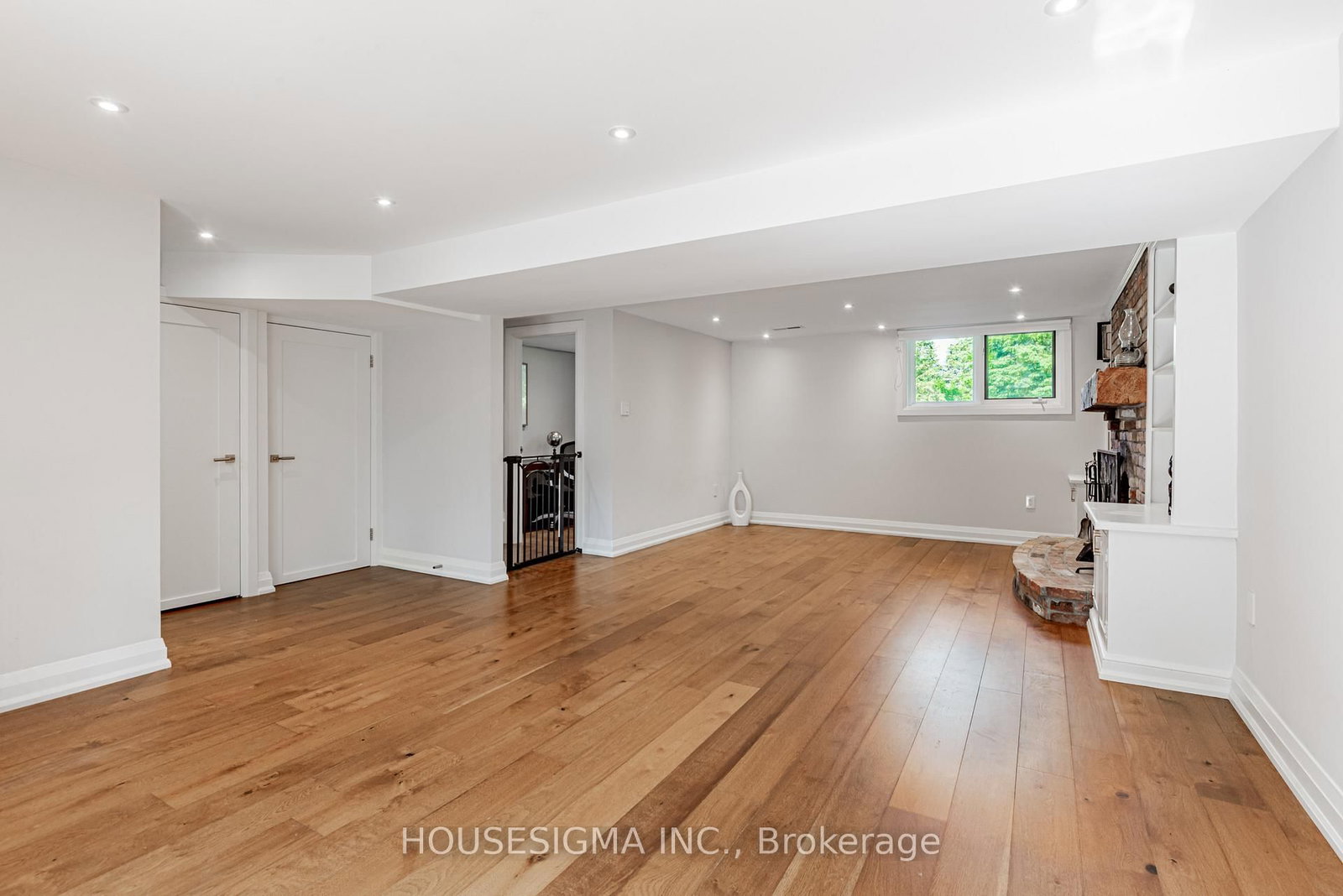 14639 Leslie Street • Aurora, ON photo 14