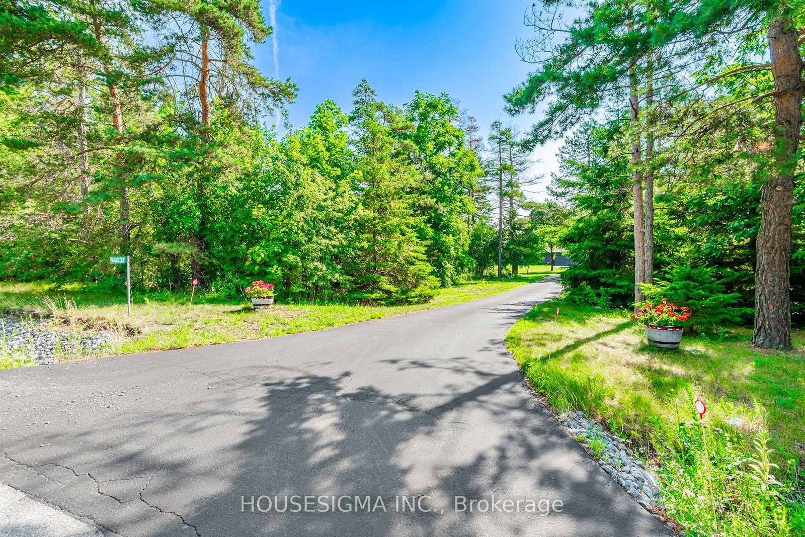 14639 Leslie Street • Aurora, ON photo 19