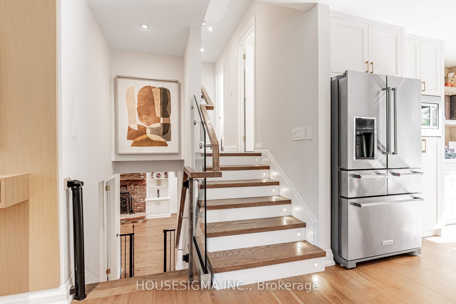 14639 Leslie Street • Aurora, ON photo 5