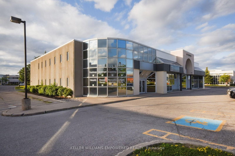60 Granton Dr photo 3